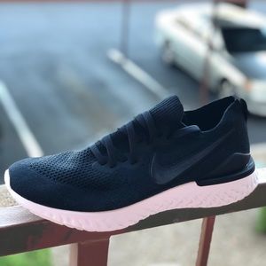 Nike Epic React Flyknit 2 Running Shoes Black